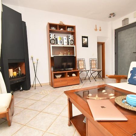 Olia Sea View Shared Pool Villa, Néa Fókaia Екстериор снимка