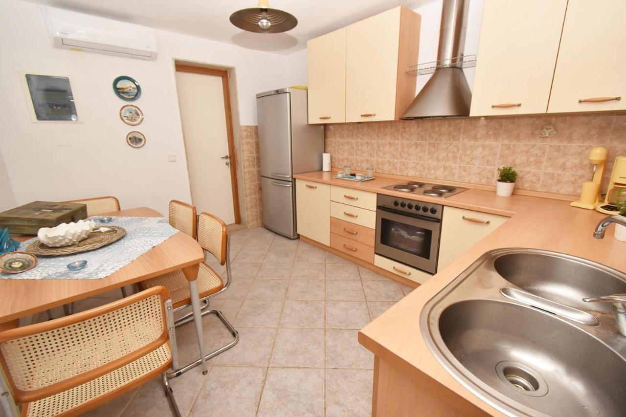 Olia Sea View Shared Pool Villa, Néa Fókaia Екстериор снимка