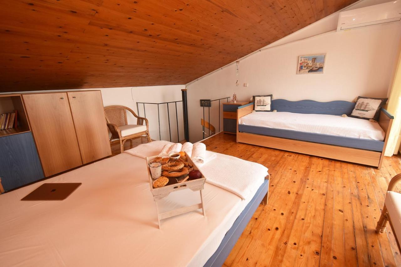 Olia Sea View Shared Pool Villa, Néa Fókaia Екстериор снимка