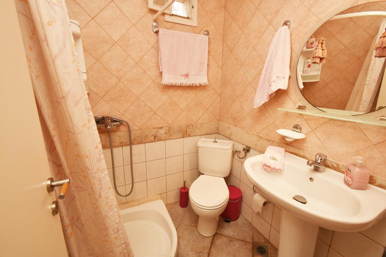 Olia Sea View Shared Pool Villa, Néa Fókaia Екстериор снимка