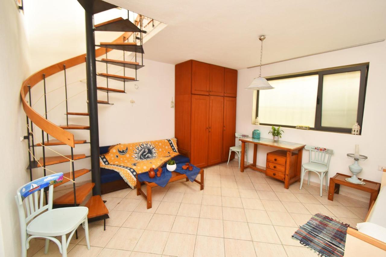 Olia Sea View Shared Pool Villa, Néa Fókaia Екстериор снимка
